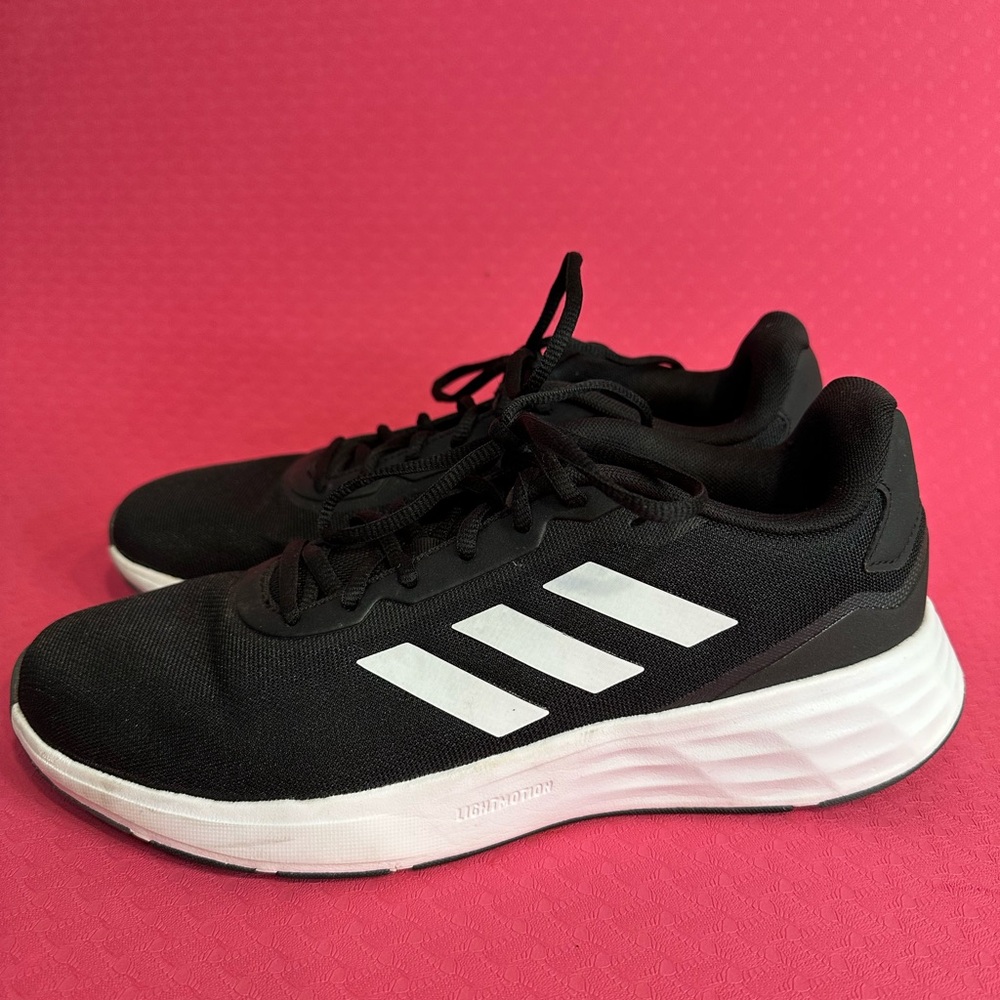 ADIDAS LIGHT MOTION